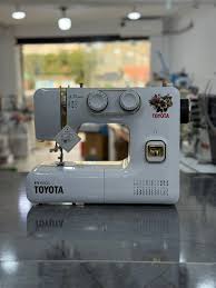 🪡 ديري مشروعك من الدار مع ماكينة TOYOTA JEANZ-T300